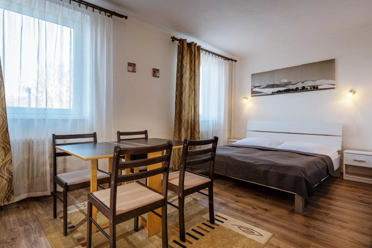 Hotel Poludnica Liptovský Mikuláš Esterno foto
