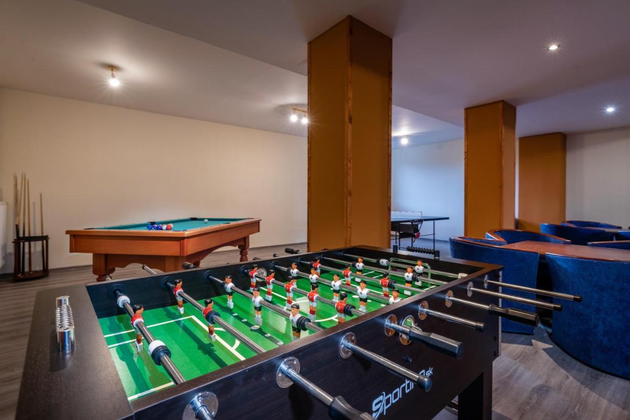 Hotel Poludnica Liptovský Mikuláš Esterno foto